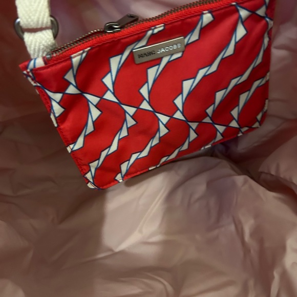 EUC Marc Jacobs Poppy Red Bunting Bag M341022 - Picture 3 of 7